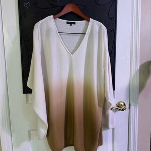 Elegant V-Neck Gradient Sweater - Cream and Brown